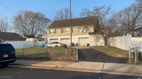 131 Raritan Ave, Keansburg, NJ 07734