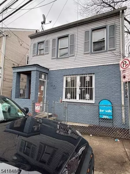 10 Mary St, Paterson, NJ 07503