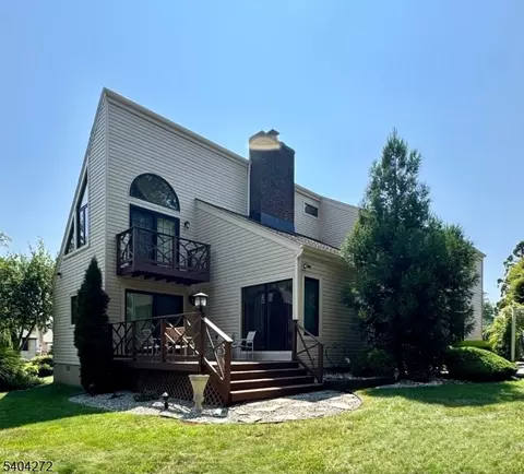 507 Stalevicz Ln, Rahway, NJ 07065