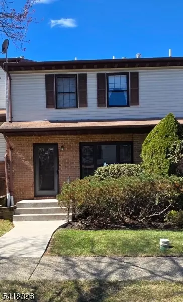 173 Cynthia Dr #E, Hackettstown, NJ 07840