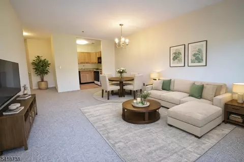 37 Park Edge, Berkeley Heights, NJ 07922