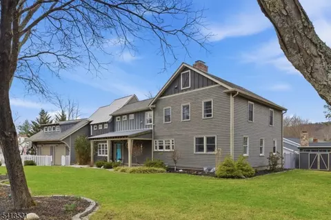 48 Maple Ave, Mendham, NJ 07945