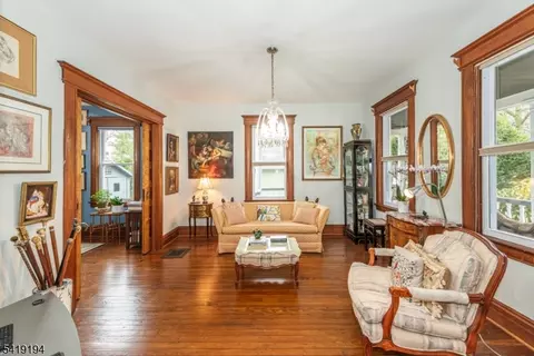8 Appleton Rd, Bloomfield, NJ 07003 photo 9
