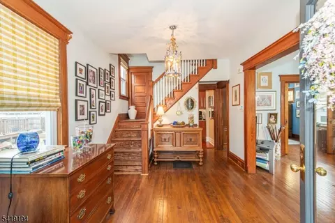 8 Appleton Rd, Bloomfield, NJ 07003 photo 7