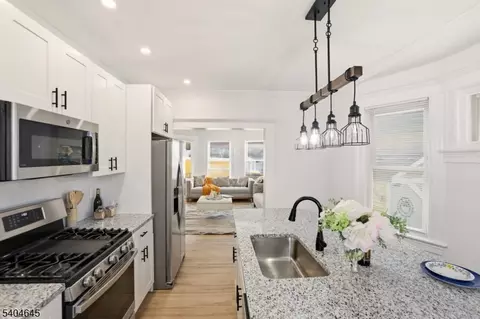 207 Brighton Ave, East Orange, NJ 07017