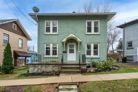 916 Gates St, Phillipsburg, NJ 08865