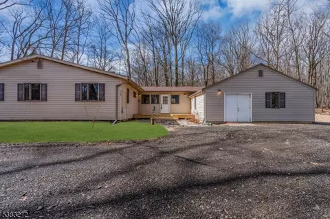 1179 Califon Cokesbury Rd, Lebanon Twp, NJ 07830