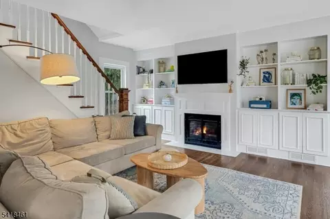 28 Molter Ave, Springfield, NJ 07081 photo 4