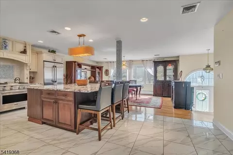 49 Laguna Dr, Wayne, NJ 07470 photo 3