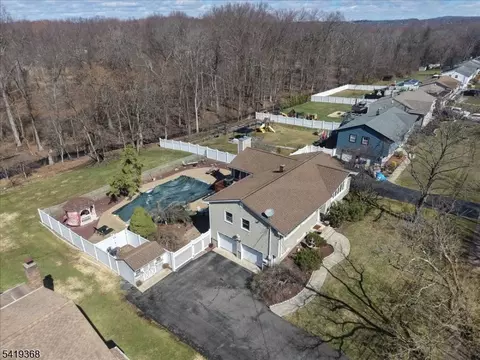 49 Laguna Dr, Wayne, NJ 07470 photo 34