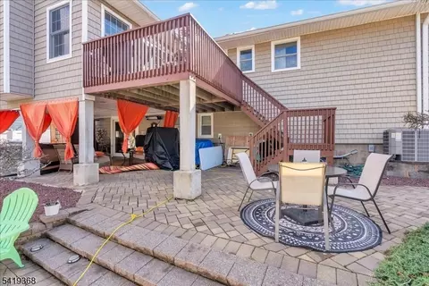49 Laguna Dr, Wayne, NJ 07470 photo 31