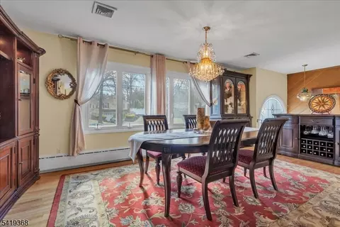 49 Laguna Dr, Wayne, NJ 07470 photo 12