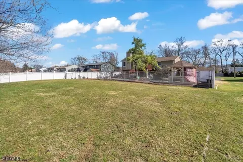 49 Laguna Dr, Wayne, NJ 07470 photo 35