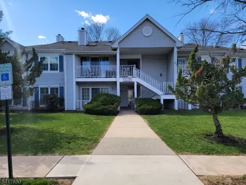 3904 Graham Ct #B2, Bridgewater, NJ 08807