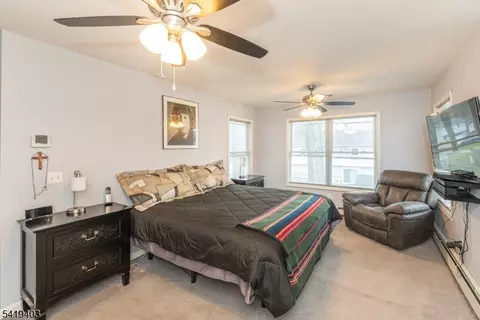 77 Eldora Rd, Parsippany, NJ 07054 photo 14