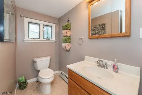 77 Eldora Rd, Parsippany, NJ 07054 photo 10