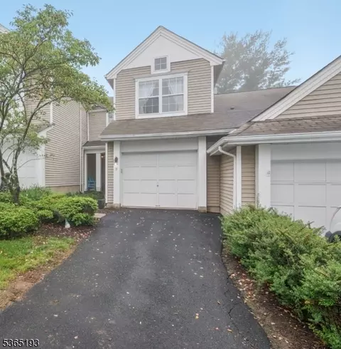9 Mahogany Way, Randolph, NJ 07869