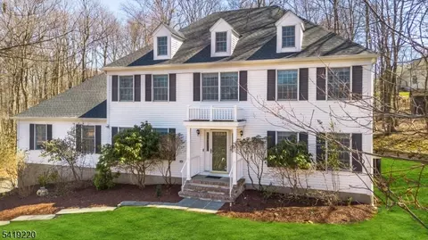 43 Wilkeshire Blvd, Randolph, NJ 07869