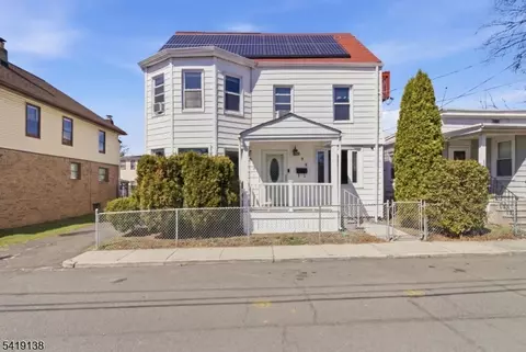 272 Oswald Pl, Vauxhall, NJ 07088