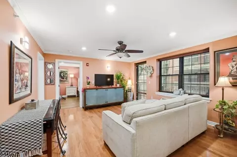 7 Prospect St #410, Morristown, NJ 07960