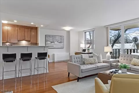530 Valley Rd - 3l #3L, Montclair, NJ 07043