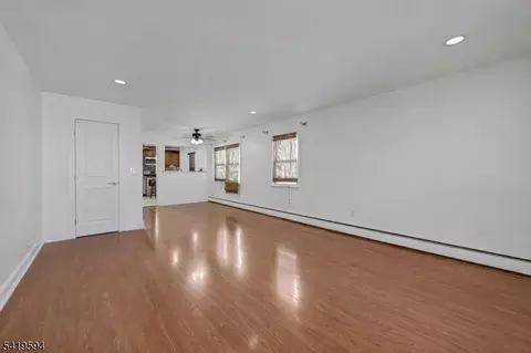 23 Diven St, Springfield, NJ 07081 photo 2