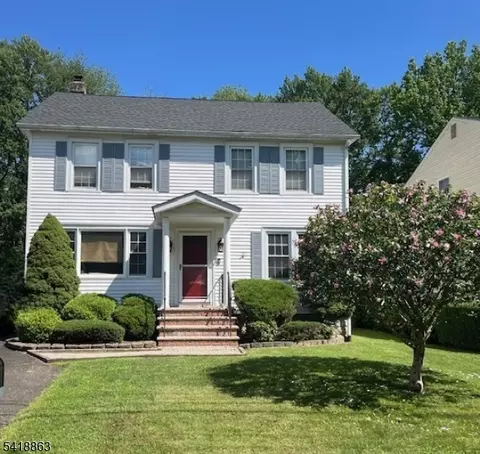 15 House Rd, Morristown, NJ 07960