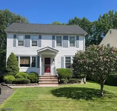15 House Rd, Morristown, NJ 07960