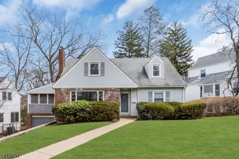 26 Dogwood Rd, West Orange, NJ 07052