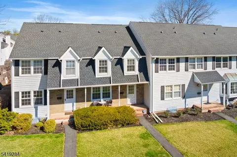 302 Columbia Cmn, Hillsborough, NJ 08844