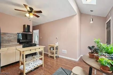 1492 Alps Rd, Wayne, NJ 07470 photo 10