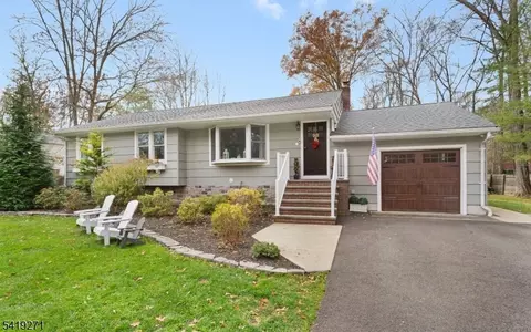 256 Old Forge Rd, Millington, NJ 07946