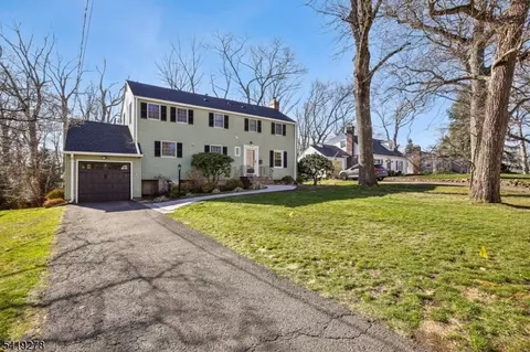 70 Sycamore Ave, Berkeley Heights, NJ 07922