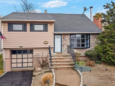 22 Cottage St, Belleville, NJ 07109