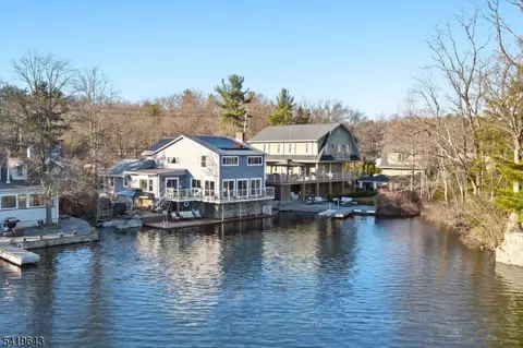 630 Warwick Tpke, Hewitt, NJ 07421