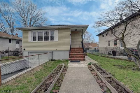 448 Clifton Blvd, Clifton, NJ 07013