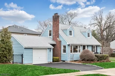 347 Gilbert St, Ridgewood, NJ 07450
