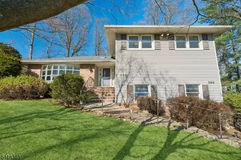 366 Rolling Rock Rd, Mountainside, NJ 07092