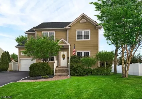 130 Boynton Ct, Westfield, NJ 07090