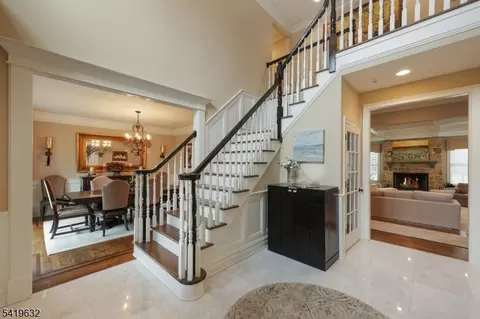 23 Galloping Hill Rd, Basking Ridge, NJ 07920 photo 2