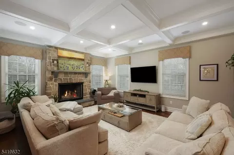 23 Galloping Hill Rd, Basking Ridge, NJ 07920 photo 4