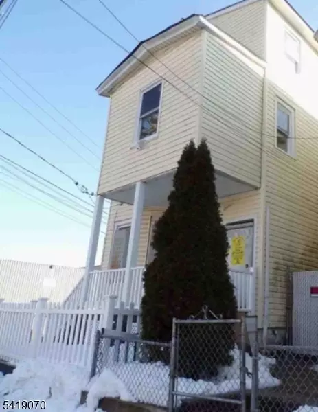 264-266 Harrison St, Paterson, NJ 07501