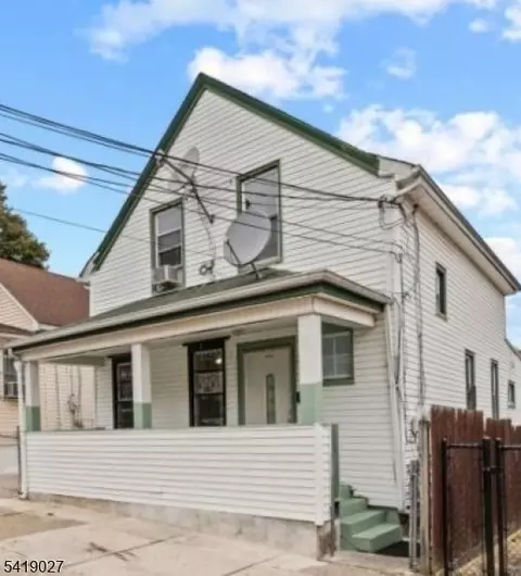 339 Paxton St, Paterson, NJ 07503
