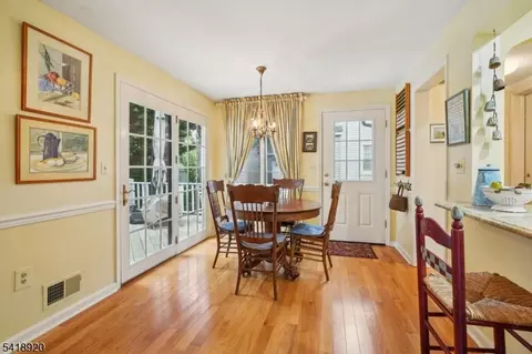 66 Springbrook Rd, Springfield, NJ 07081 photo 14