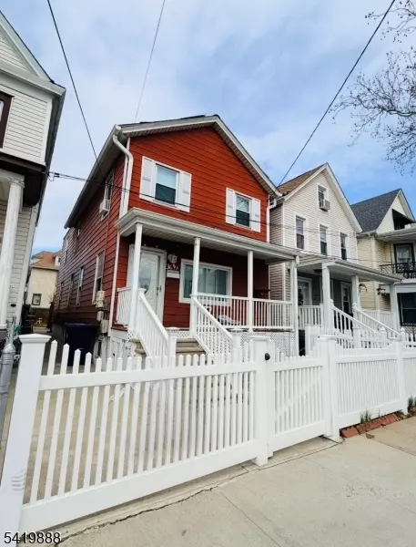 300 Washington St, Perth Amboy, NJ 08861