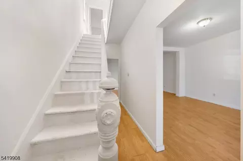 838 Rebecca Pl, Elizabeth, NJ 07201