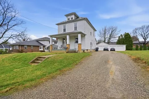 205 Pershing Ave, Phillipsburg, NJ 08865