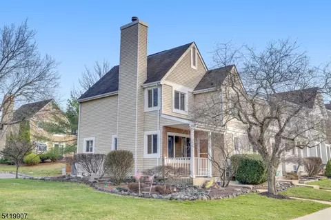 26 Whitehall Ct, Hillsborough, NJ 08844