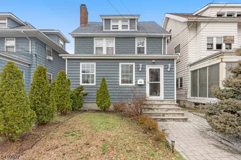 886-888 Degraw Ave, Newark, NJ 07104
