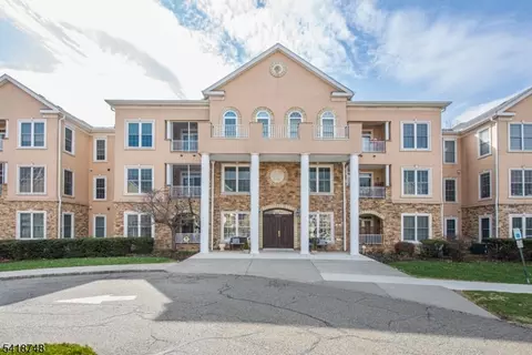 2304 Clinton Ln #2304, Rockaway, NJ 07866